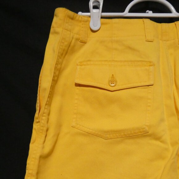 JONES NEW YORK SPORT | size 10 | Yellow Casual Shorts | 100% Cotton - Picture 9 of 16